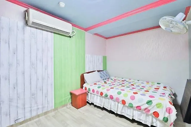 Gupo Seven Motel